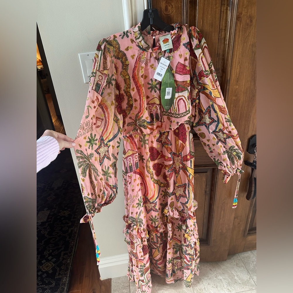 Farm Rio NWT Folk Pink Party
Maxi Dress Size M LOWEST $ on Posh